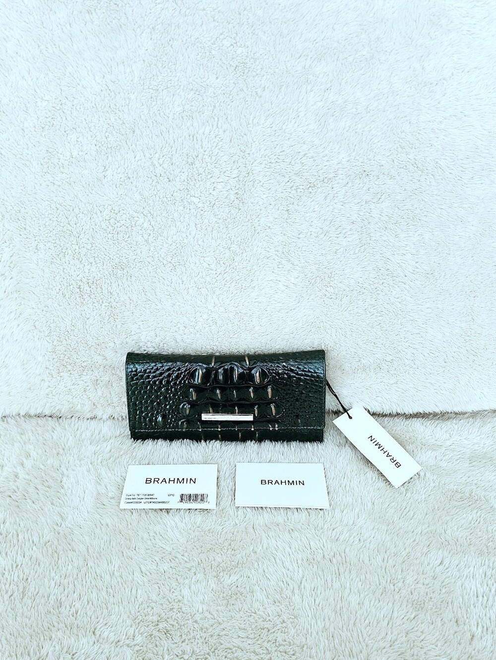 NWT Brahmin EVERGREEN OMBRE CORDELIA WALLET